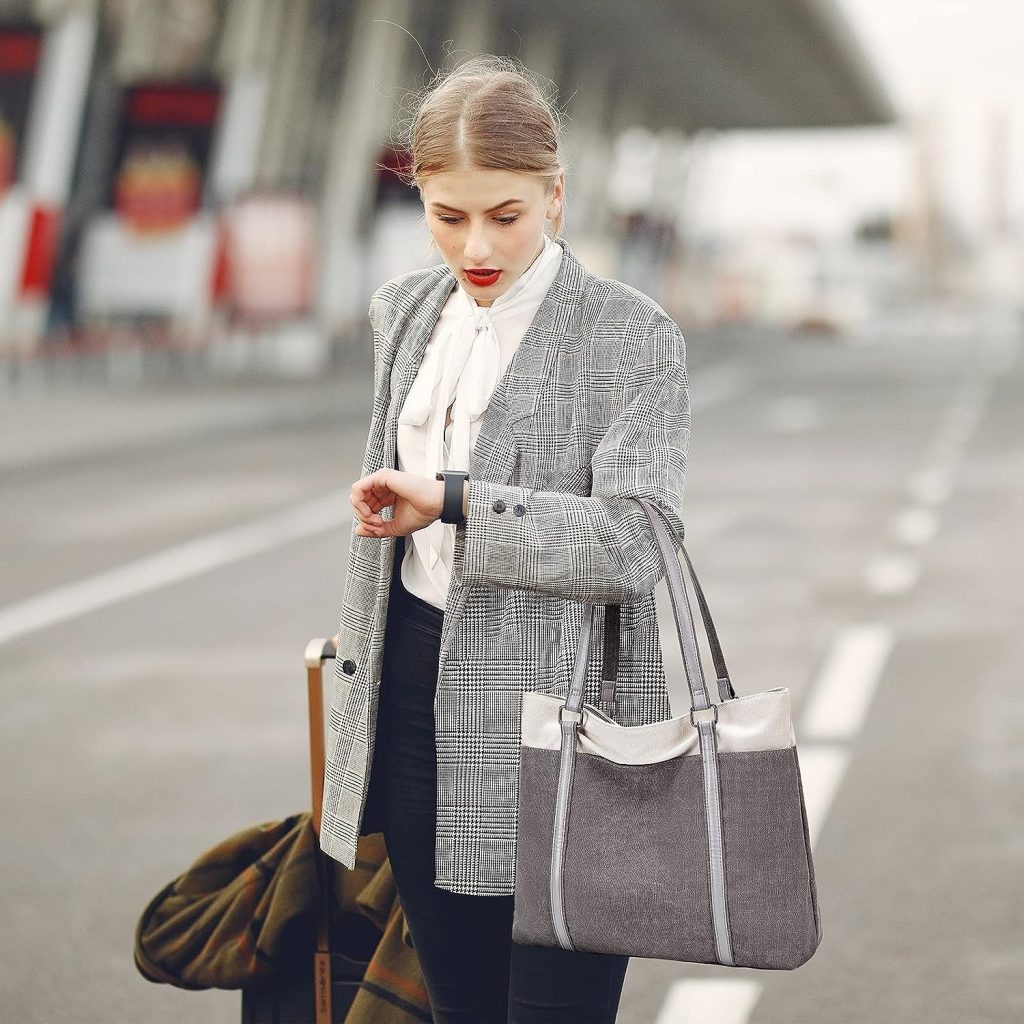 8 Bolsos Maxi Para Que Puedas Llevar Todo Lo Necesario En La Vuelta A Tu Trabajo