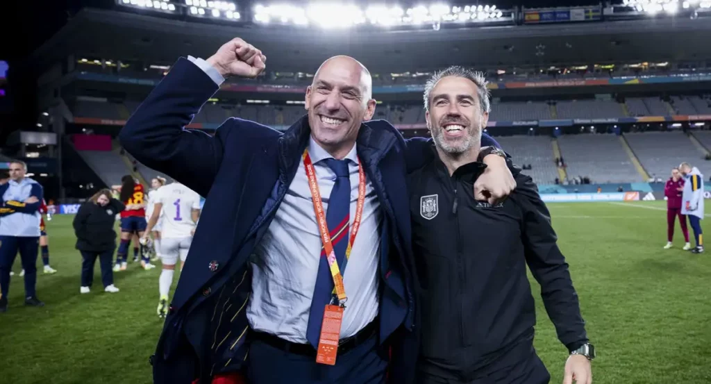 A Rubiales Lo Han Estado De Denunciando