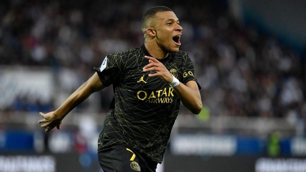 El Psg Tiene Que Acordar Algo Con Mbappé
