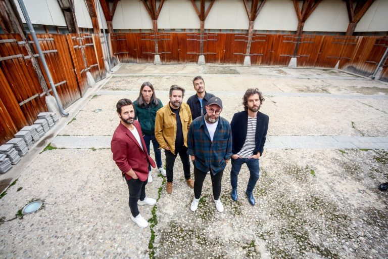 ‘Un día en el mundo’: 15 años del debut de Vetusta Morla