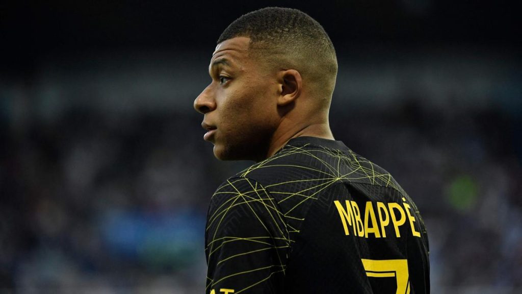Lo Que Ha Puesto En Mesa Mbappé