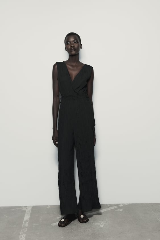 Mono Satinado Efecto Arrugado – Zara