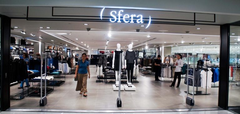Rebajas en Sfera: 7 sandalias que no querrás quitarte este verano