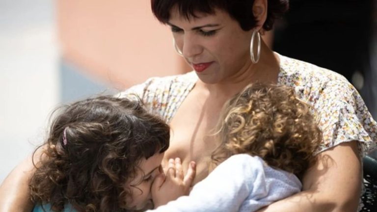 Teresa Rodríguez usará su maternidad para seguir haciendo política en septiembre a pesar de las críticas