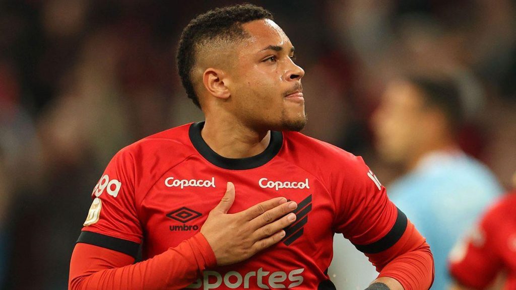 La Única Obligación Que El Barça Le Pide A Su Nuevo Fichaje Estrella, El Prometedor Futbolista Brasileño Vitor Roque 6 Vitor Roque 1