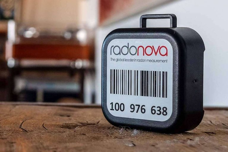 Seguridad ante el gas radón, Detectores Radtrak³©