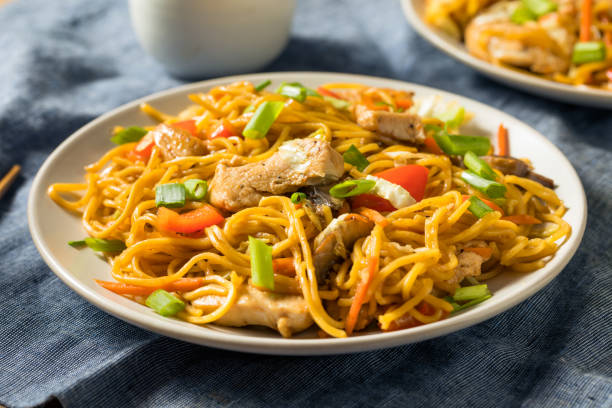 La Carne Y Salsa De Los Noodles Yakisoba