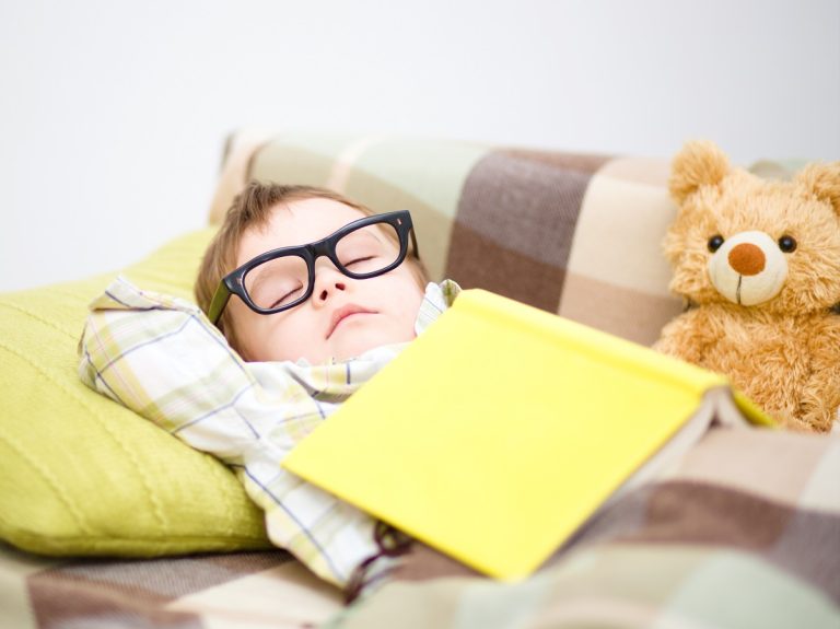 Un estudio vincula el tiempo que los niños duermen la siesta con su desarrollo cerebral
