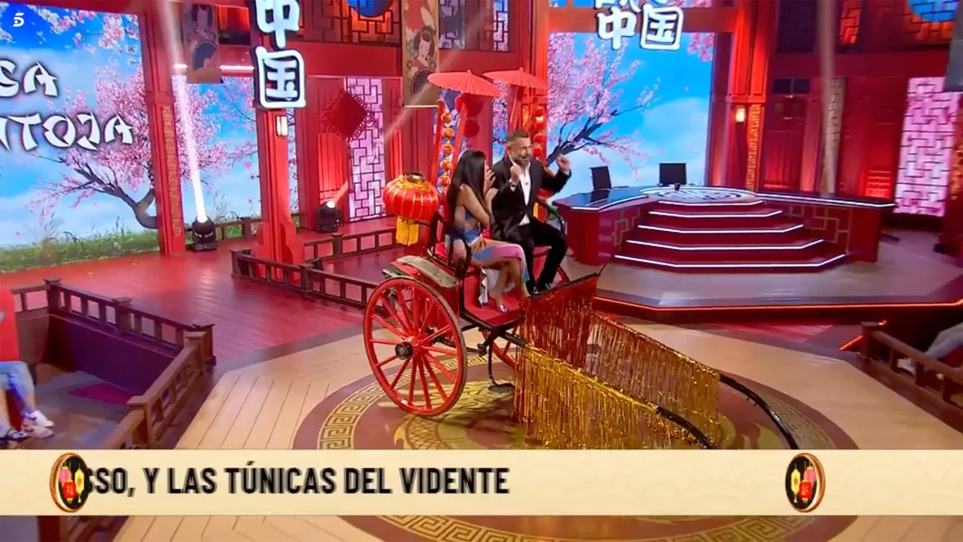 Cuentos chinos: el fichaje de Jorge Javier Vázquez para intentar salvar el programa
