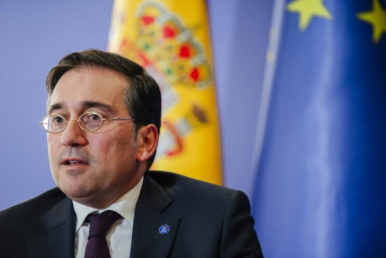 España reitera su apoyo a la adhesión de Ucrania a la UE: «Queremos verles lo antes posible en la familia europea»