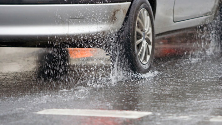 ¡Ojo A La Lluvia! La Dgt Te Puede Multar Por Esto 5 Problemas En La Carretera