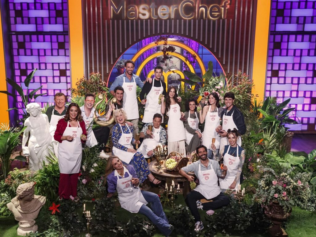 Masterchef 8: La Serie Con La Que Laura Landoño Triunfó En Netflix