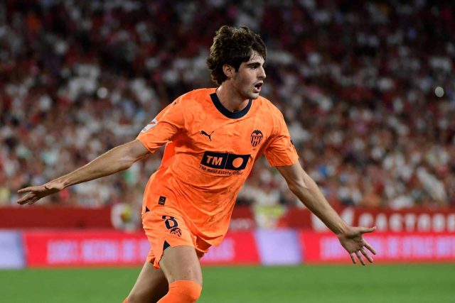Javi Guerra: Los Números De La Nueva Esperanza Del Valencia