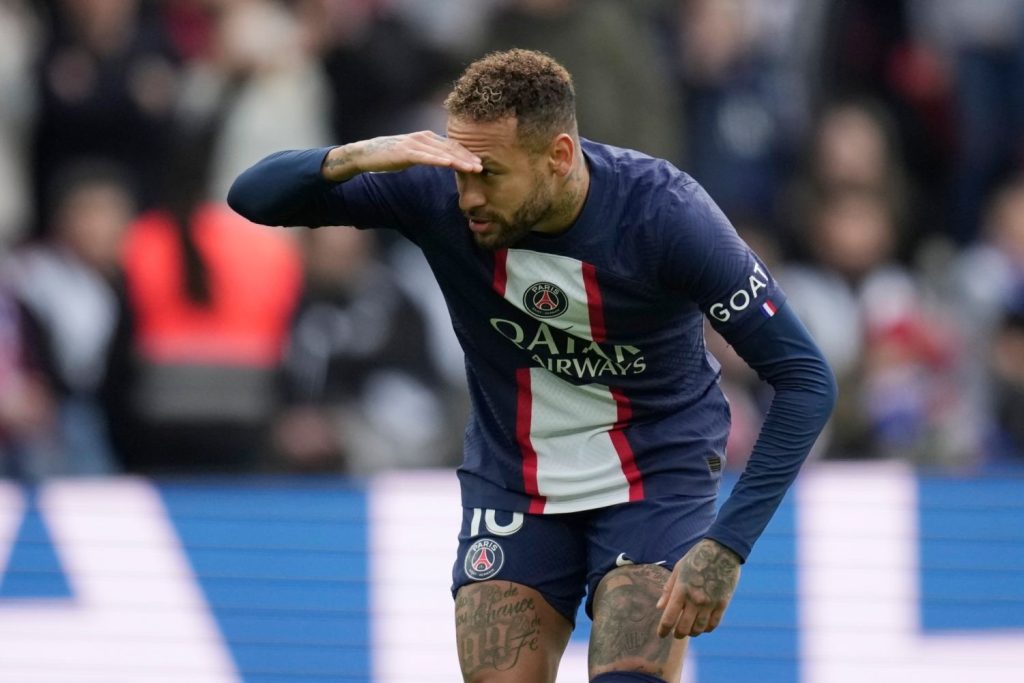 ¡Y Está Lesionado! Neymar Organiza Una Fiesta Descomunal En Un Crucero Con Casinos, Alcohol Y Lujo 3 Pero Hay Quienes Dicen Que Neymar Lleva Una Relacion Abierta