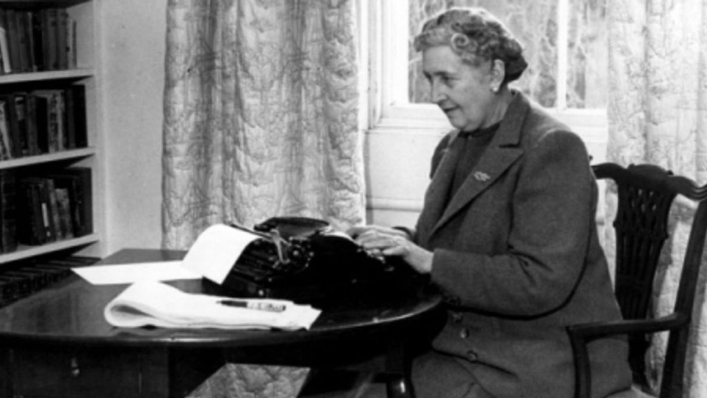¿Quién Es Agatha Christie?