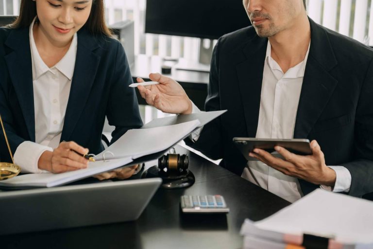 Encontrar a especialistas en derecho fiscal en DiG Abogados