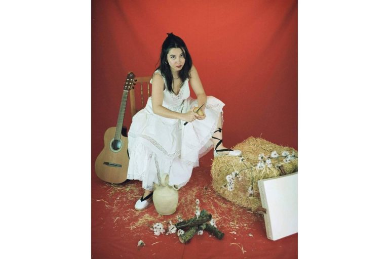 ‘El sembraor’, el nuevo single de Eva Calero está promocionado por la agencia de promoción musical PROMOSAPIENS