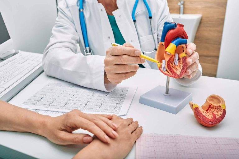 El Dr. Ignacio Plaza Pérez está especializado en cardiología en Madrid y ostenta más de 40 años de experiencia profesional