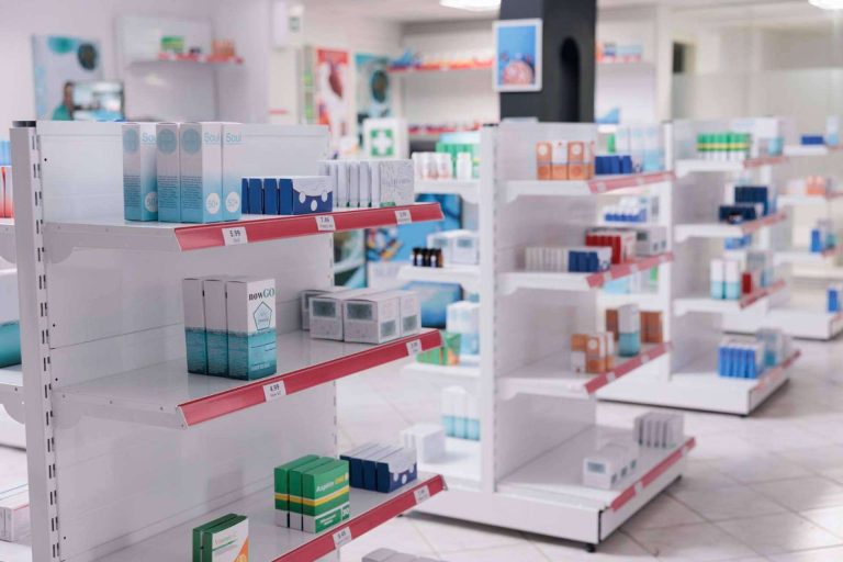Venta de farmacias de particulares en España, de la mano de Confiafarma