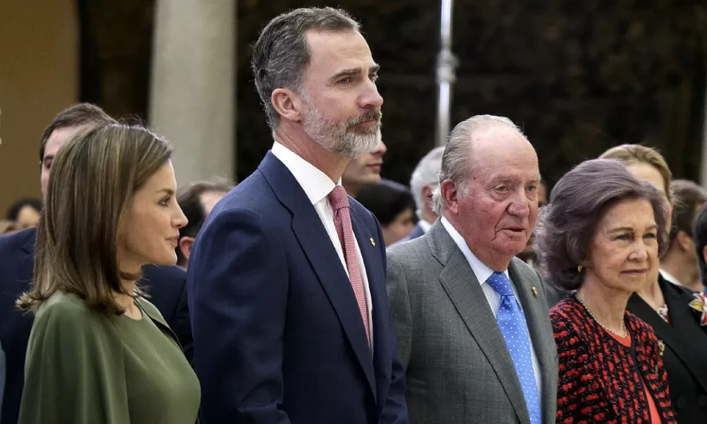 El Esfuerzo De Letizia Por Limpieza De Imagen