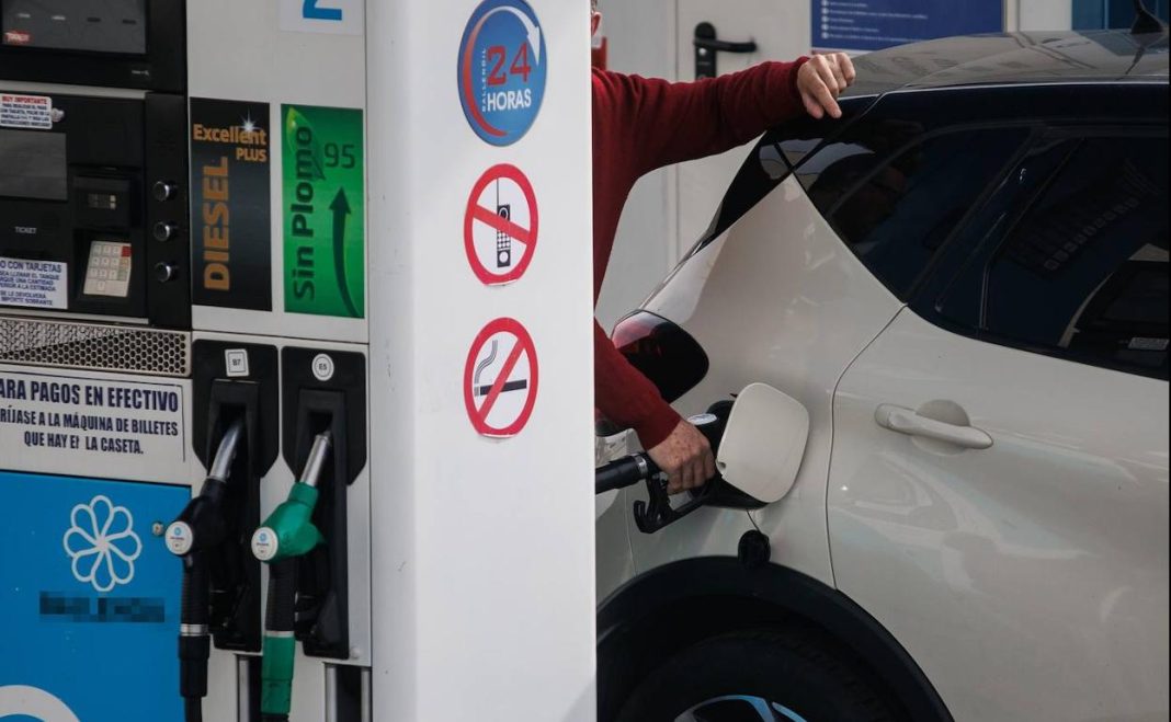 La Política y los Precios del Combustible