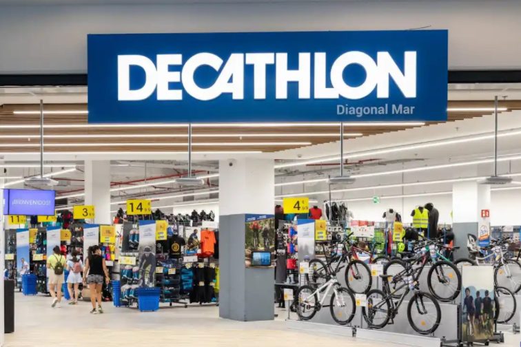 Decathlon y Skechers se unen para lanzar estas nuevas zapatillas que te protegerán del frío y la lluvia