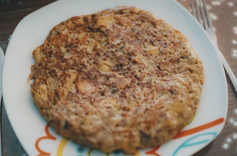La receta de tortilla de patatas de Alberto Chicote que dará un toque especial a tus platos