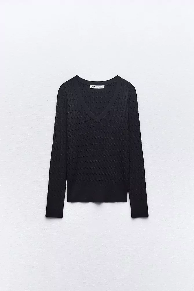 Mango y H&M compiten por tener el jersey más vendido de la temporada: descubre su increíble precio