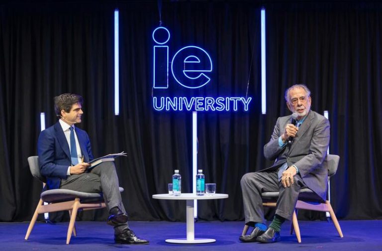 Francis F. Coppola alerta acerca de dotar a la IA de conciencia: «La tendremos que controlar como un hijo más»