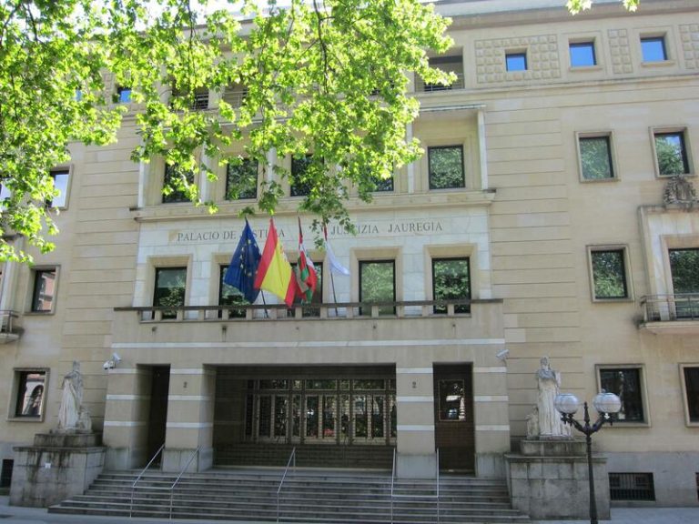 Magistrados vascos convocan una concentración el jueves en Bilbao «en defensa de la independencia judicial»