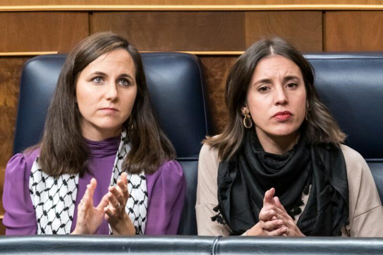 Irene Montero reprocha que se tache a Podemos de soberbio cuando Sánchez y Díaz les «echan» del Gobierno