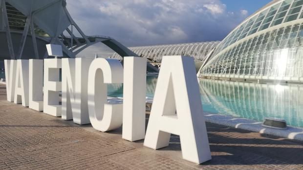 La Comunidad Valenciana alega un «trato de favor» en el Perte Chip con el acuerdo ERC PSOE