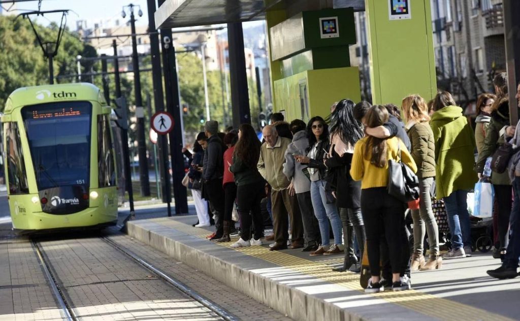 Explorando El Precio De La Libertad De Viajar En Transporte Público Gratuito