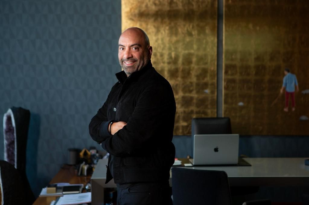 Jose Eshkenazi: Xavi y el Barça, comprometidos con la ayuda a los damnificados del huracán Otis en Acapulco 1 Jose Eshkenazi Smeke