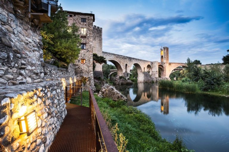 Los fascinantes pueblos de Girona que te enamorarán a la primera visita