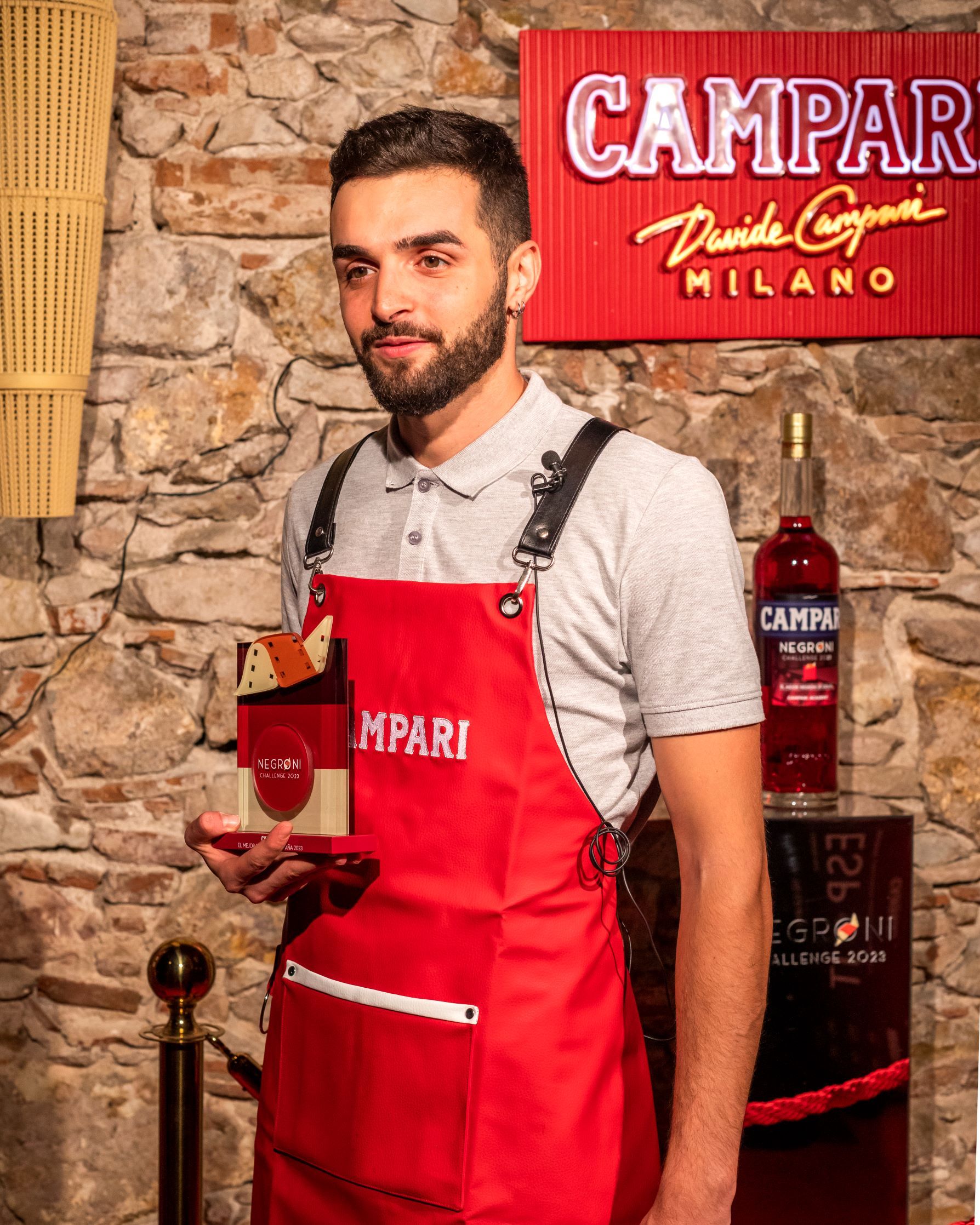 Elías Diéguez Páez de Lovo Cocktail Bar prepara el "Mejor Negroni de España 2023" 1 Negroni Challenge 2023 1