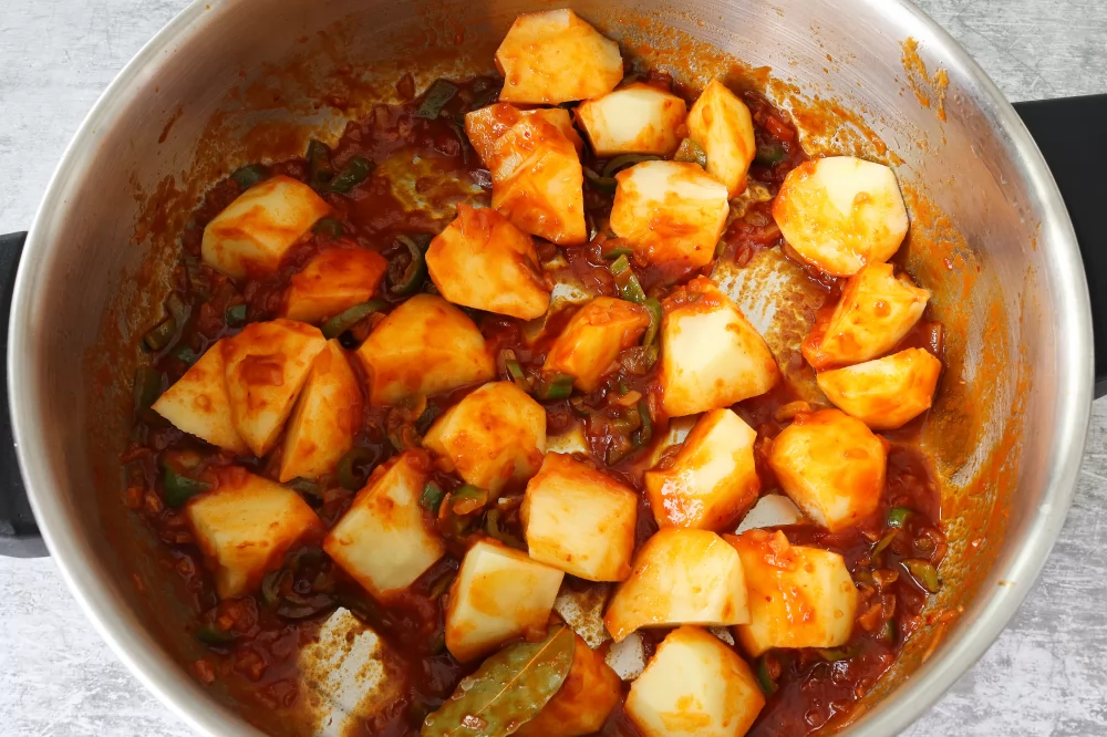 Receta suculenta de marmitako bonito para un invierno calientito