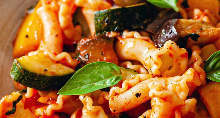 Sin Giros Cinematográficos Te Enseñamos A Preparar Esta Receta De Macarrones Gratinados Con Ratatouille
