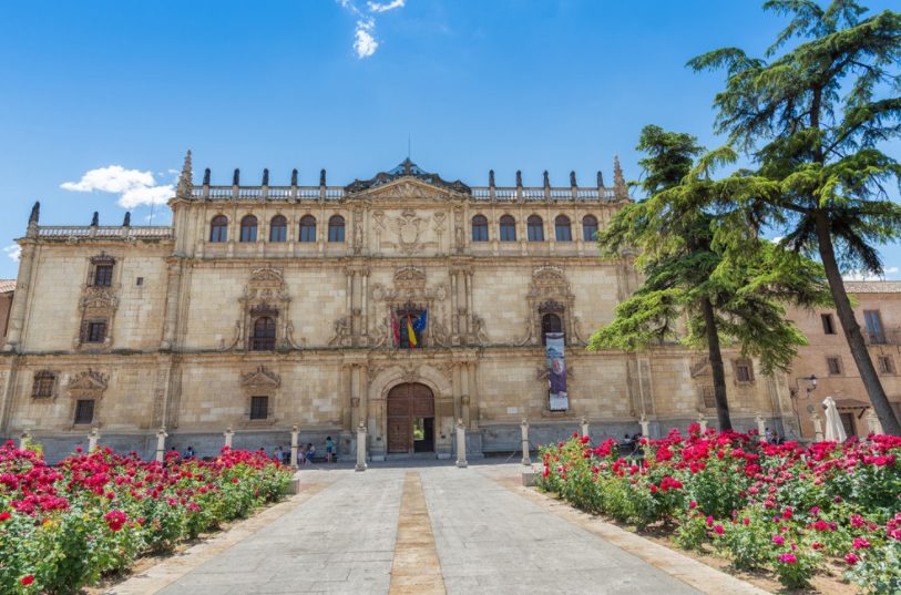 Descubre las universidades más hermosas de España