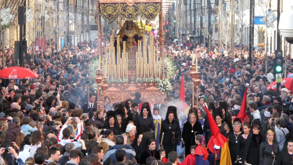 Calles Granada Aglomeraciones Semana Santa 1780932140 180939050 1200X675