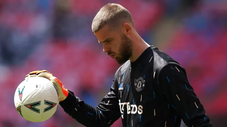 De Gea ha dejado pistas de un regreso inminente al fútbol: ¿en qué equipo jugará?