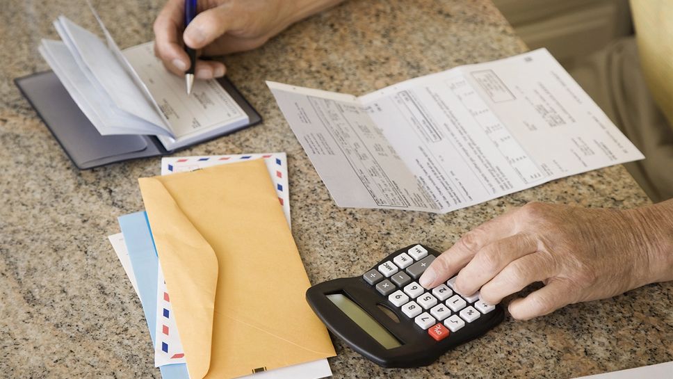 Formularios, certificados y mucho papeleo