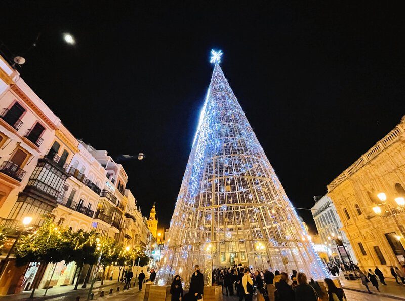 No Te Quedes Estas Navidades En Casa: Estos Son Los Mejores 5 Destinos En España Para Visitar En Diciembre 5 Image 29 3