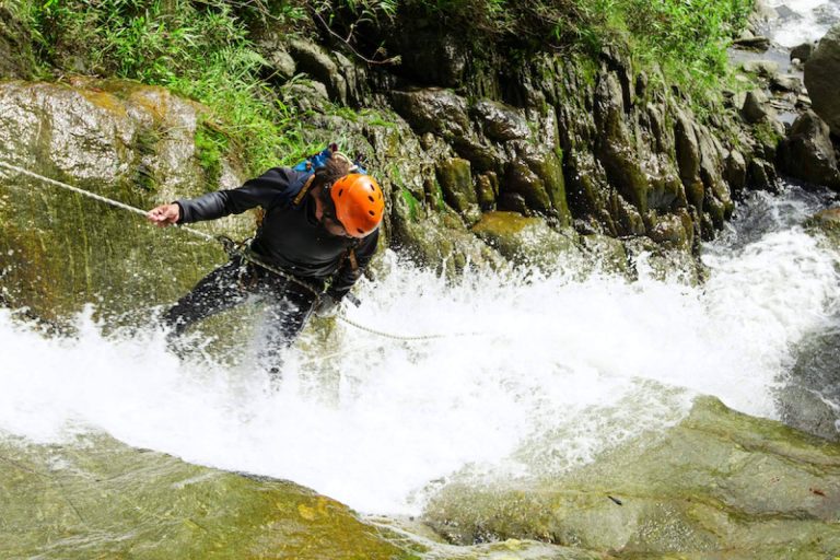 Realizar barranquismo en los cañones de la Sierra de Guara en España, de la mano de Canyoning Espagne