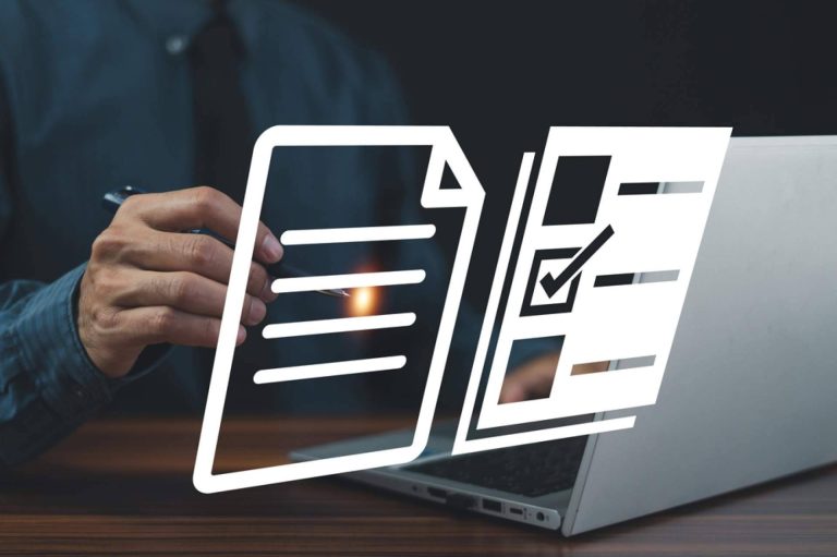 Lowpost, una plataforma que redacta con IA y un equipo de profesionales que poseditan los contenidos