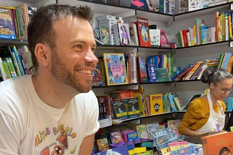 Explorando emociones y valores con ‘Alitas de Pollo’, una colección de cuentos imprescindible