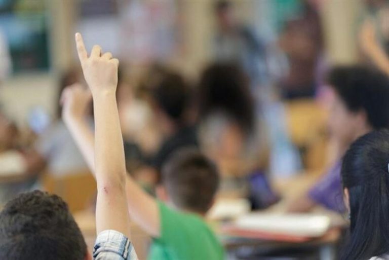 Un juez rechaza el recurso de una madre de Torrevieja (Alicante) contra la obligación de estudiar un 25,8% en valenciano