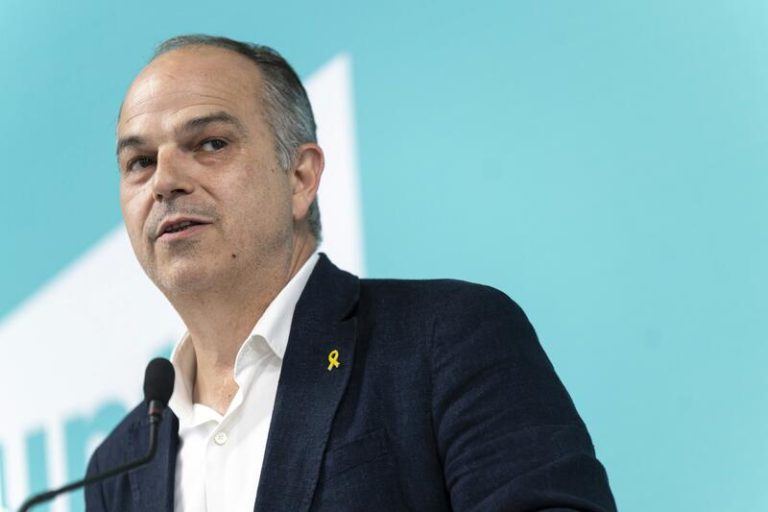 Turull (Junts) anuncia que Sánchez y Puigdemont se reunirán para abordar la negociación