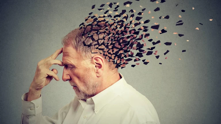 Alzheimer: Señales tempranas y cómo detener su avance