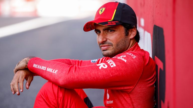 Los dos pilotos de F1 en los que más se fija Carlos Sainz